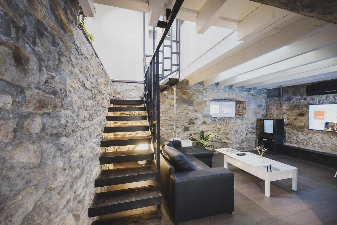 Duplex Con Diseno Perfecto Para Teletrabajar Y Cerca Del Metro Bilbao 0*,