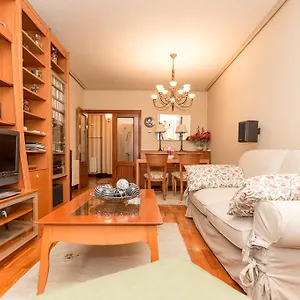 Apartment Apartamento Centrico Con Vistas A La Ria! Garaje, Ideal 2-4, Bilbao